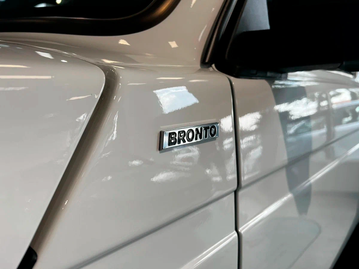 Lada Niva Legend Bronto - фото №4